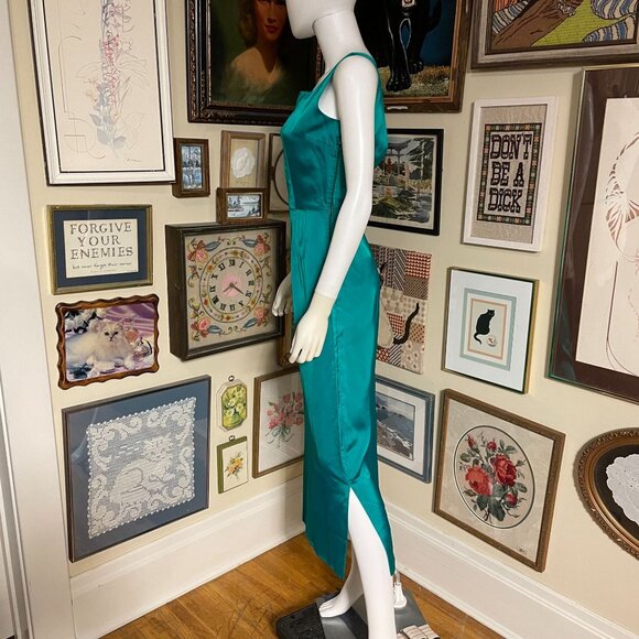 60s Vintage Emerald Green Sleeveless Satin Dress With Deep V Back Size XS/S - Picture 3 of 6